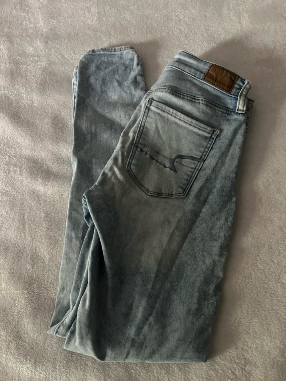 American Eagle Outfitters High-Rise Light Blue Wash Jeans